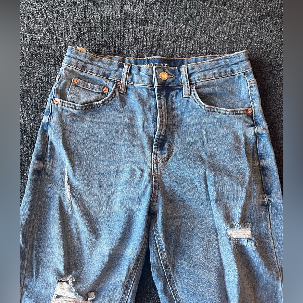 medium wash distressed high rise mom jean